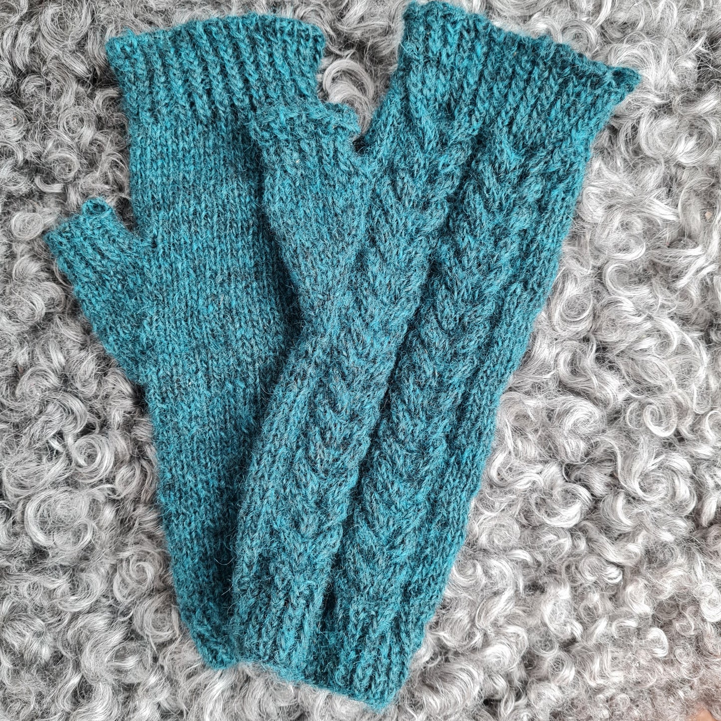 Mönster- och garnpaket, Halvvante Fridhem, Petrol