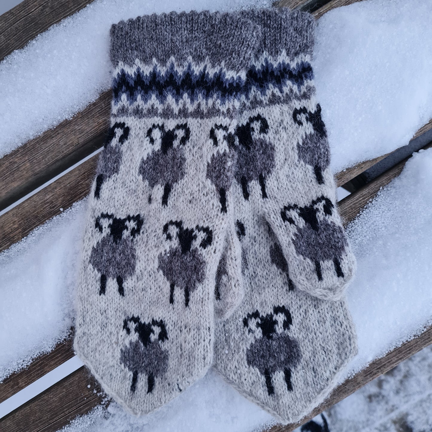 Mönster- och garnpaket, Lammvantar BÄÄÄRTIL